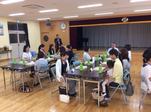 ちょうちょ組昼食懇談会 幼稚園トピックス2